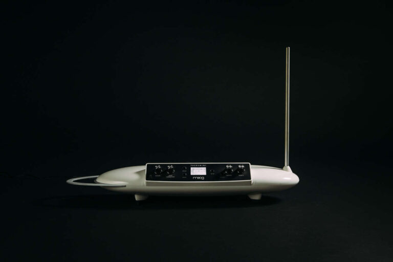 Theremini, Moog